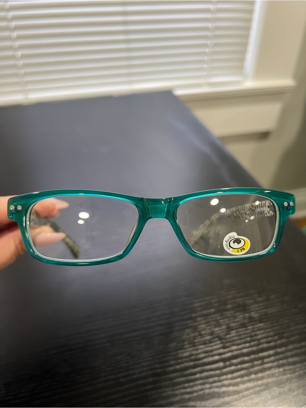 Eyebobs Handmade Women’s Reader Glasses & Case 1.75 - Picture 4 of 7